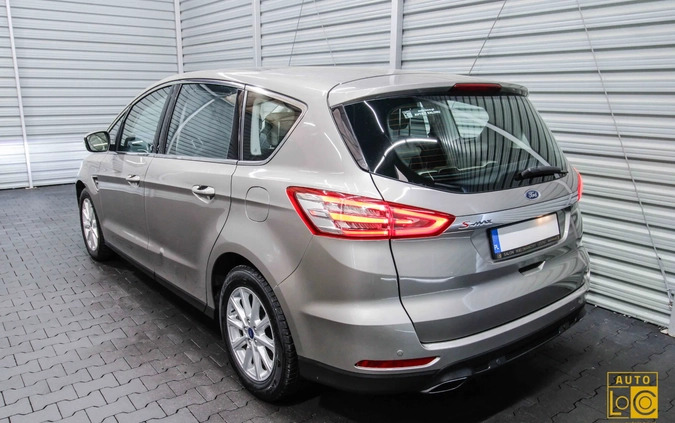 Ford S-Max cena 58999 przebieg: 239000, rok produkcji 2017 z Kielce małe 742